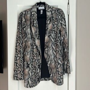 Joseph ribkoff animal print blazer size 12